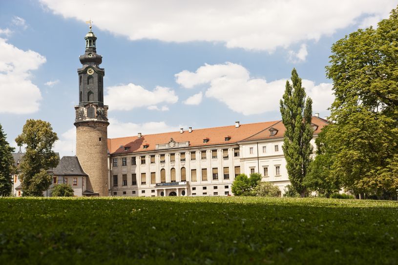 Blick auf das Weimarer Stadtschloss mit Bastille
